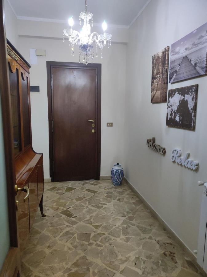 New Dawn Apartment, Appartamento Turistico, Casa Per Vacanza, Tre Camere Indipendenti كاتانيا المظهر الخارجي الصورة