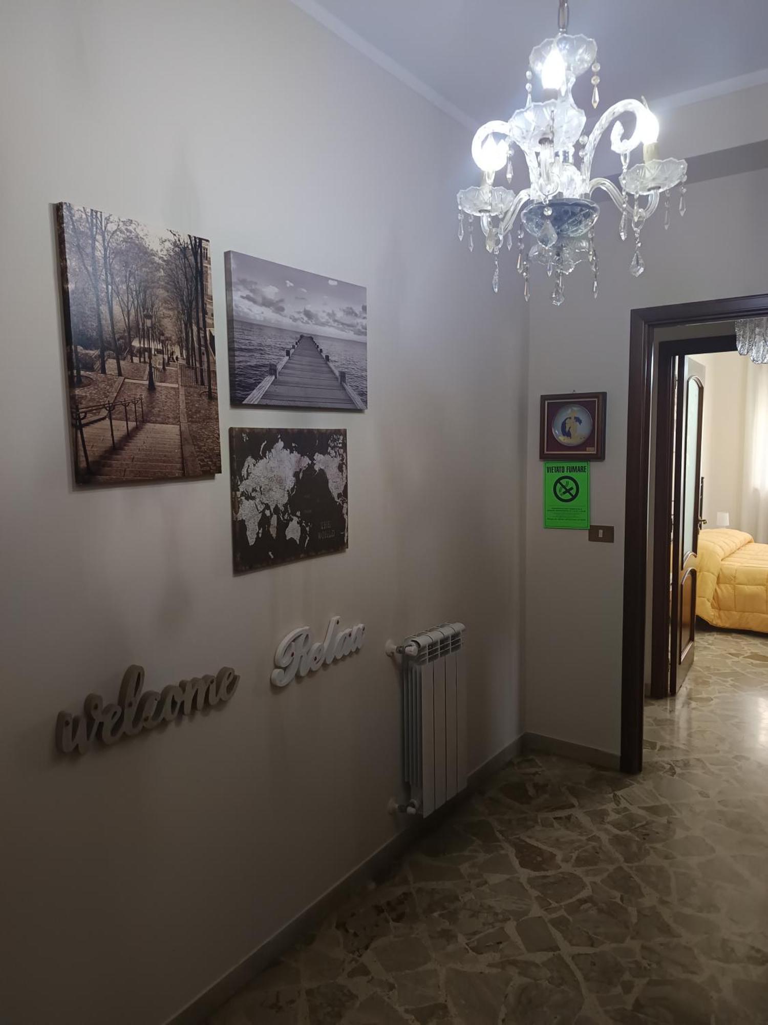 New Dawn Apartment, Appartamento Turistico, Casa Per Vacanza, Tre Camere Indipendenti كاتانيا المظهر الخارجي الصورة